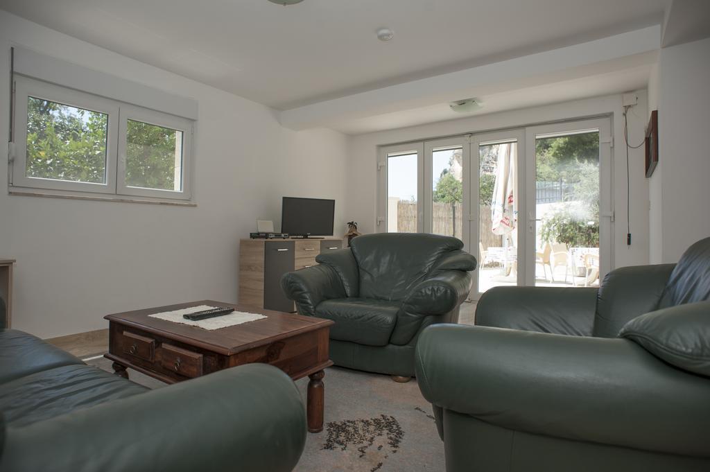 Apartments Villa Simonovic Petrovac 외부 사진