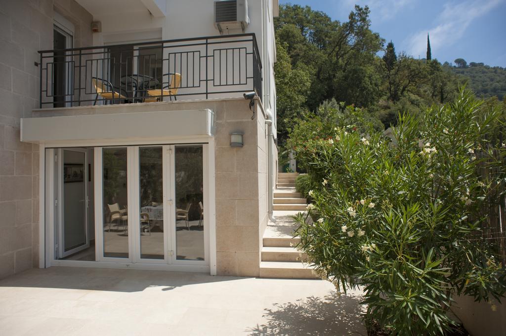 Apartments Villa Simonovic Petrovac 외부 사진