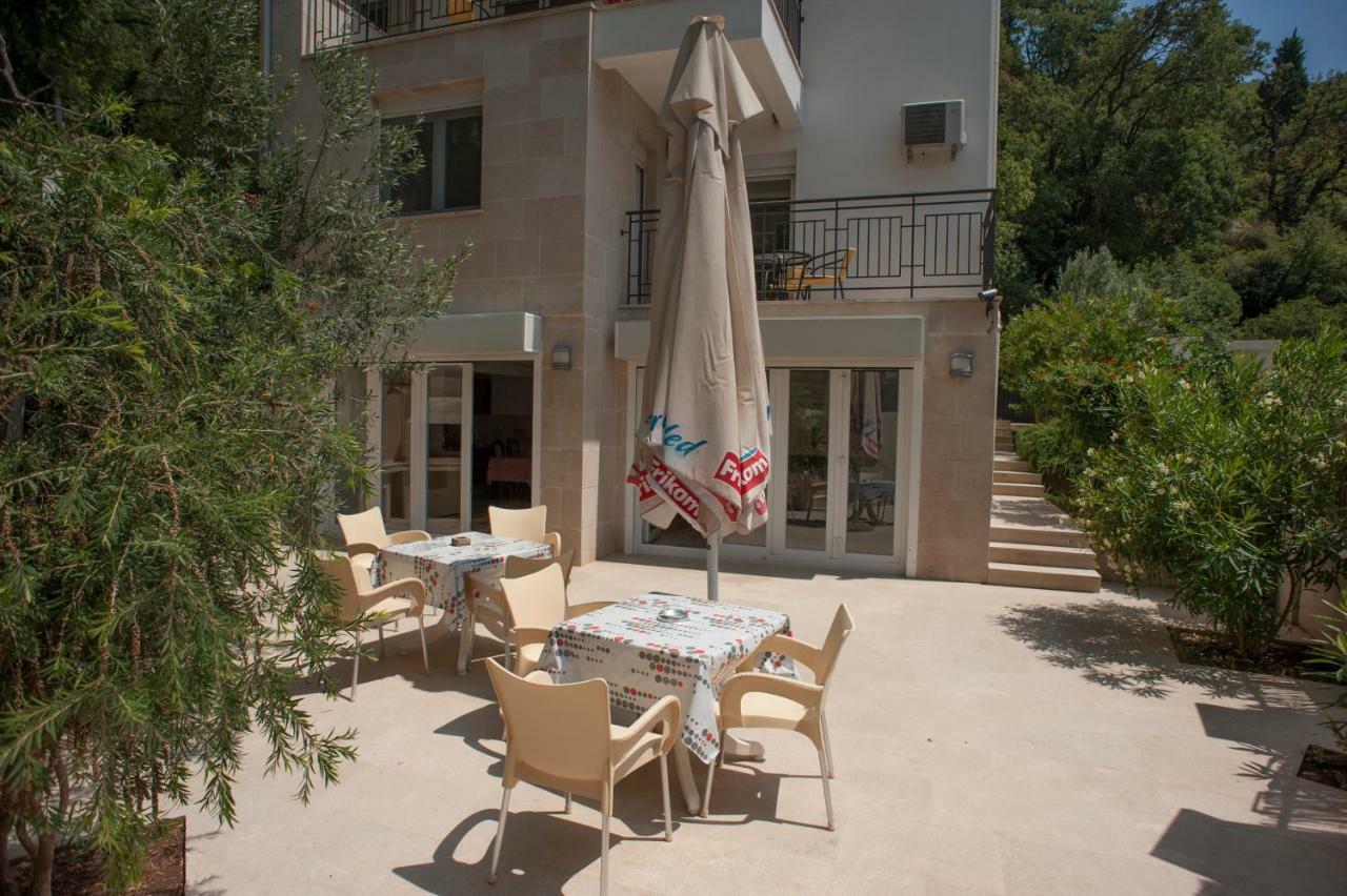 Apartments Villa Simonovic Petrovac 외부 사진